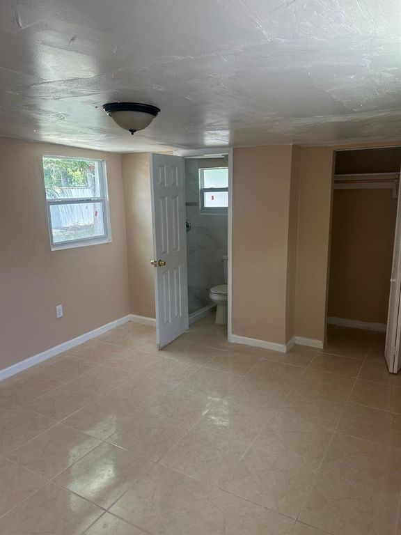 845 NW 132nd Street, North Miami, FL 33168