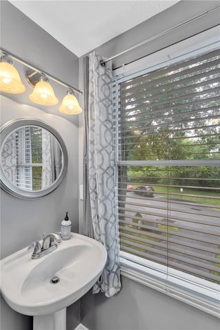 531 Winesap Dr, South Fayette, PA 15017