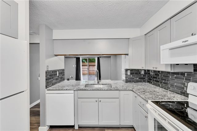 531 Winesap Dr, South Fayette, PA 15017