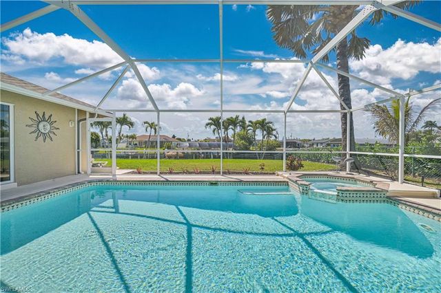 1422 SE 20th ST, Cape Coral, FL 33990