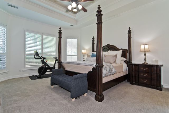 6208 Riverview Circle, Fort Worth, TX 76112