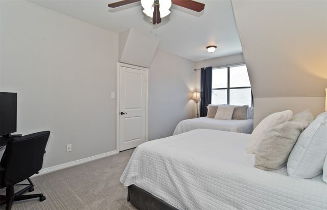 6208 Riverview Circle, Fort Worth, TX 76112