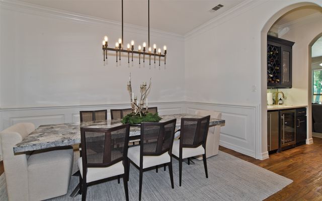 6208 Riverview Circle, Fort Worth, TX 76112
