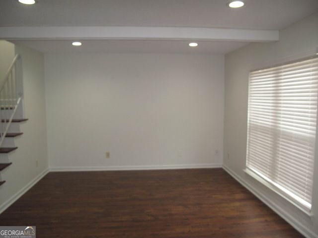 633 Garden Walk Drive, Stone Mountain, GA 30083