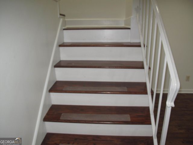 633 Garden Walk Drive, Stone Mountain, GA 30083