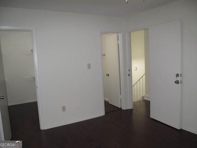 633 Garden Walk Drive, Stone Mountain, GA 30083