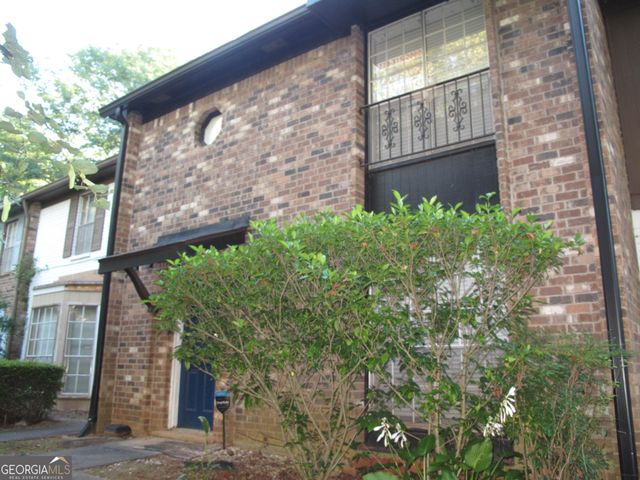 633 Garden Walk Drive, Stone Mountain, GA 30083