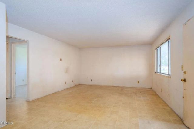 2694 Victoria Avenue, Port Hueneme, CA 93041
