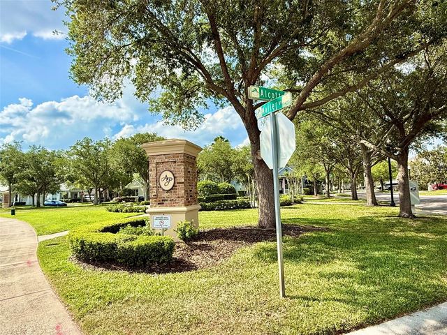 4064 ALCOTT CIRCLE, Orlando, FL 32828