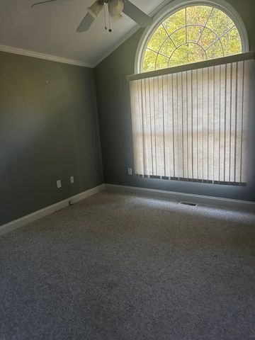 905 N Crestview Drive, Seneca, SC 29678