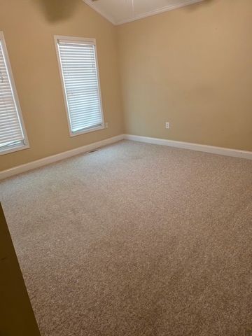 905 N Crestview Drive, Seneca, SC 29678