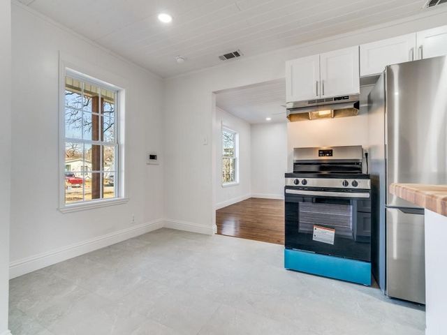 4528 Newman Drive, Haltom City, TX 76117