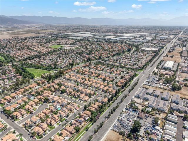 8027 Palermo, Fontana, CA 92336