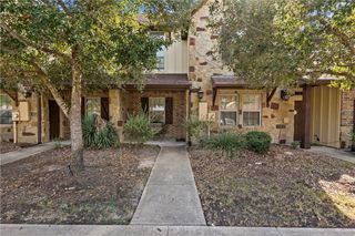 4120 Gunner Trail, College Station, TX 77845