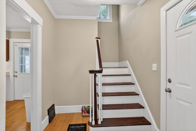 45 Hayes Ave, Lowell, MA 01854
