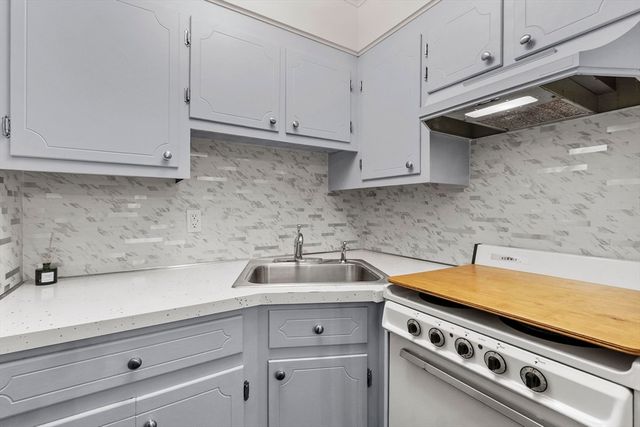 130 Parker Street J2, Acton, MA 01720