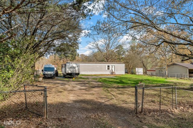 1197 Wafer Road, Haughton, LA 71037