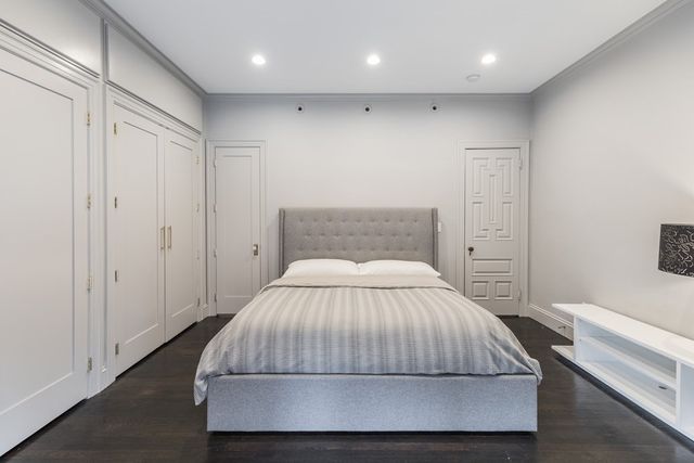 239 Commonwealth Ave 32, Boston, MA 02116
