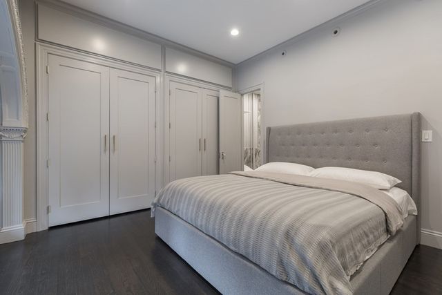 239 Commonwealth Ave 32, Boston, MA 02116