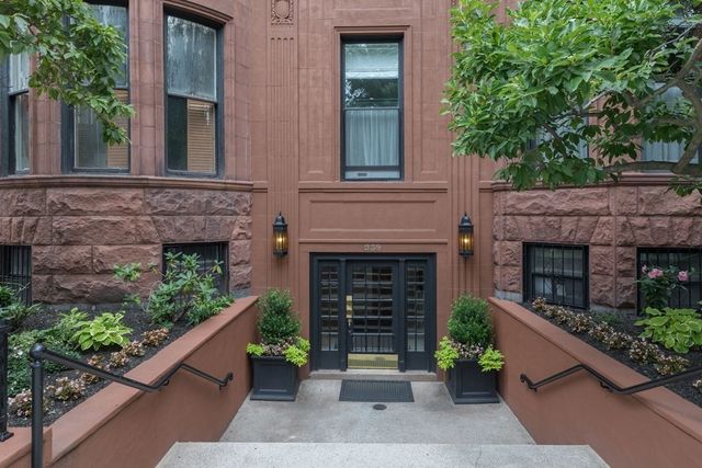 239 Commonwealth Ave 32, Boston, MA 02116