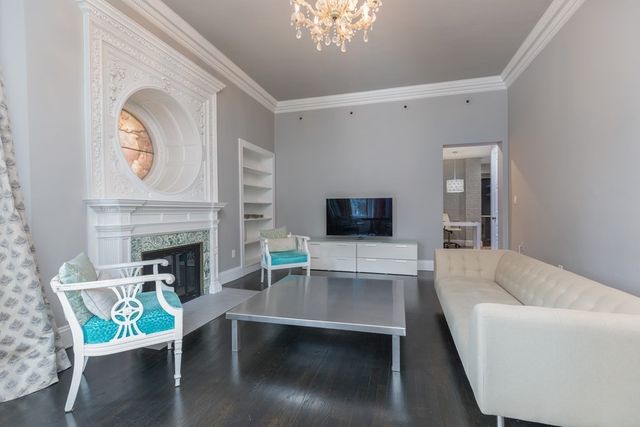239 Commonwealth Ave 32, Boston, MA 02116