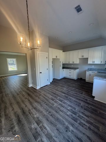 656 Highland Avenue, Hartwell, GA 30643