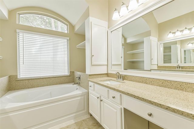 10542 Oleander Point Drive, Houston, TX 77095