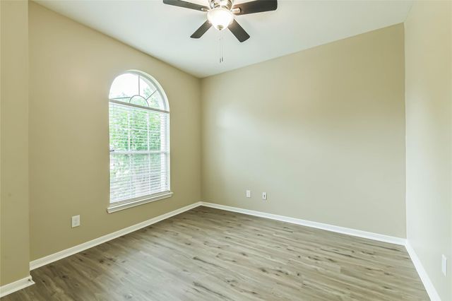 10542 Oleander Point Drive, Houston, TX 77095