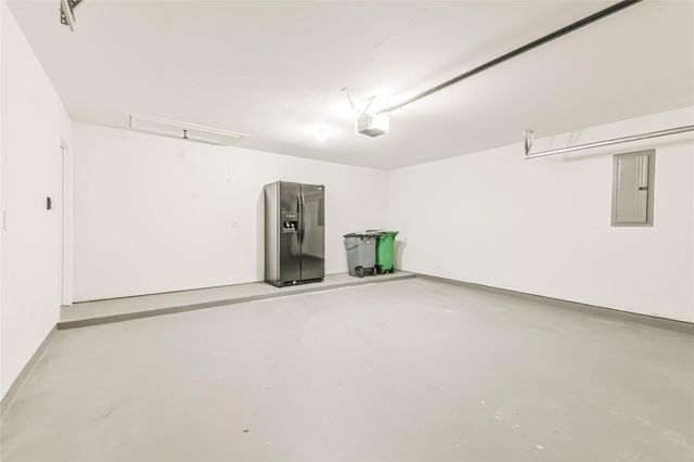 10542 Oleander Point Drive, Houston, TX 77095