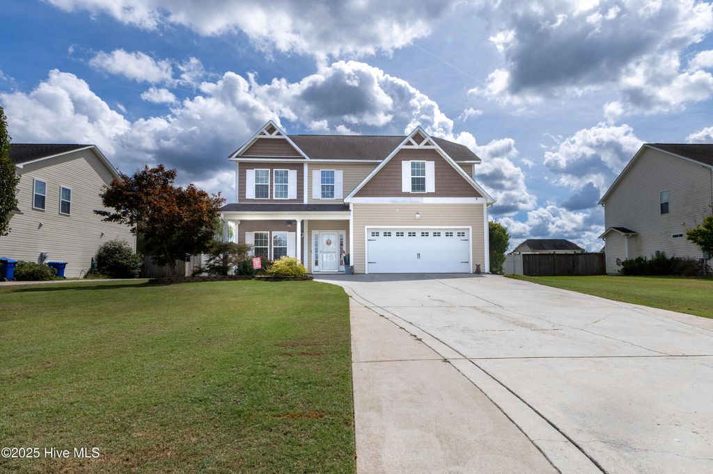 126 Landover Drive, Richlands, NC 28574