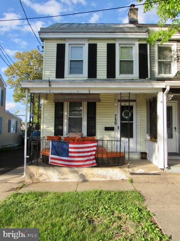 756 CHESTON AVE, Tullytown, PA 19007