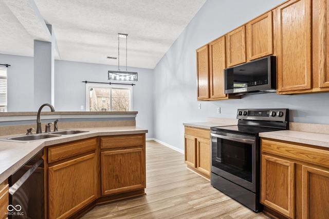 1854 Oconnor Court, Avon, IN 46123