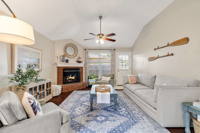 1137 Lake Haven Drive, Little Elm, TX 75068