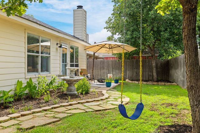 1137 Lake Haven Drive, Little Elm, TX 75068
