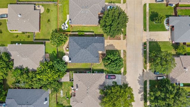 1137 Lake Haven Drive, Little Elm, TX 75068