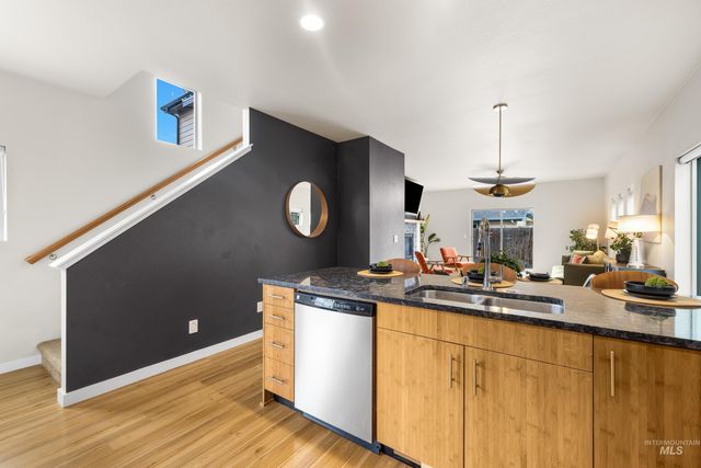 2130 S Myers Pl, Boise, ID 83706