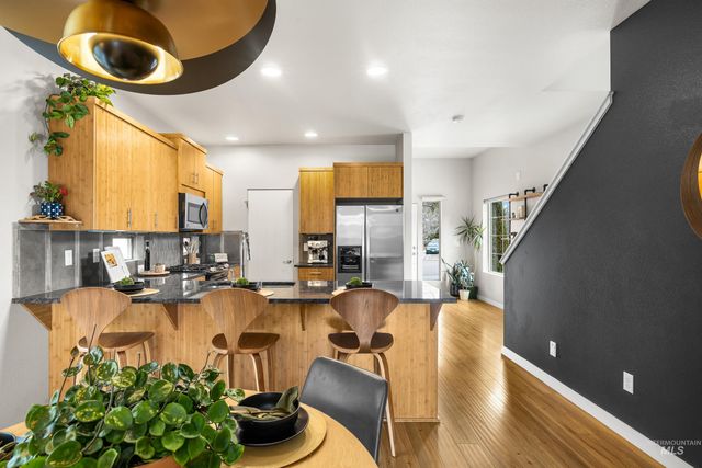 2130 S Myers Pl, Boise, ID 83706