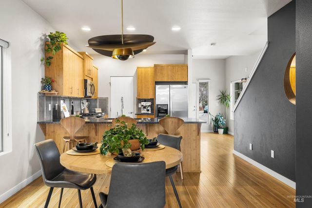 2130 S Myers Pl, Boise, ID 83706