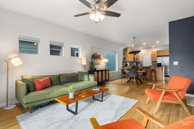 2130 S Myers Pl, Boise, ID 83706