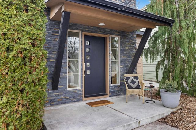 2130 S Myers Pl, Boise, ID 83706