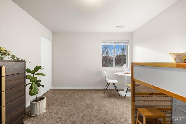 2130 S Myers Pl, Boise, ID 83706