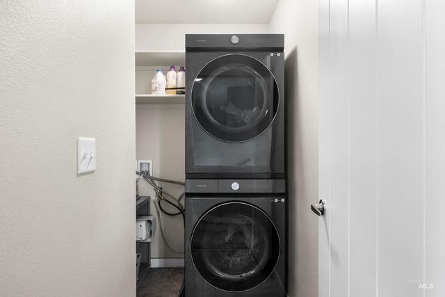 2130 S Myers Pl, Boise, ID 83706