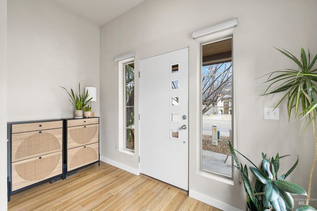 2130 S Myers Pl, Boise, ID 83706