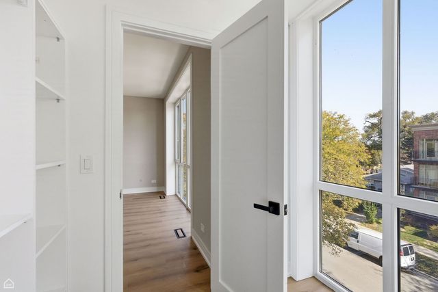 2718 Budd Street 2N, River Grove, IL 60171