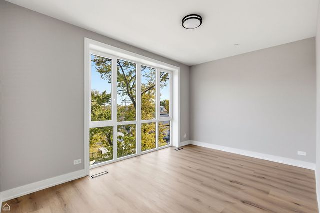 2718 Budd Street 2N, River Grove, IL 60171