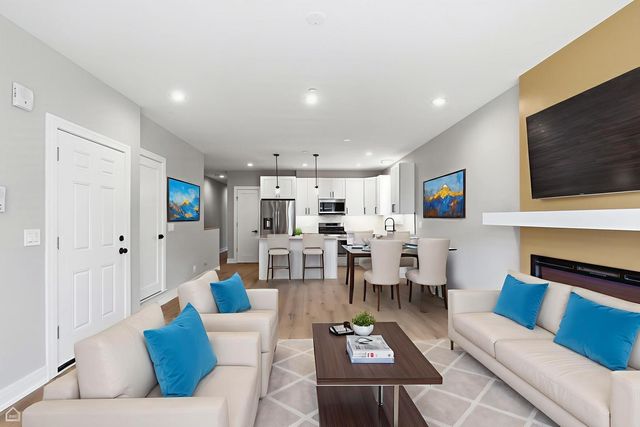 2718 Budd Street 2N, River Grove, IL 60171