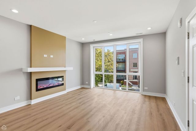 2718 Budd Street 2N, River Grove, IL 60171