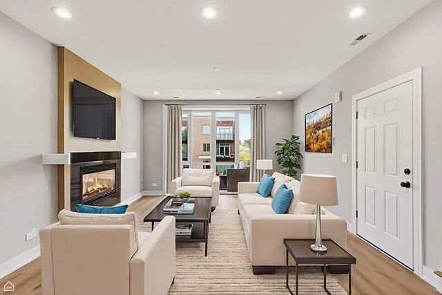 2718 Budd Street 2N, River Grove, IL 60171