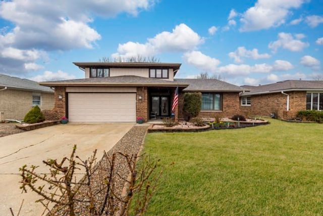 8058 Circle Drive, Palos Hills, IL 60465