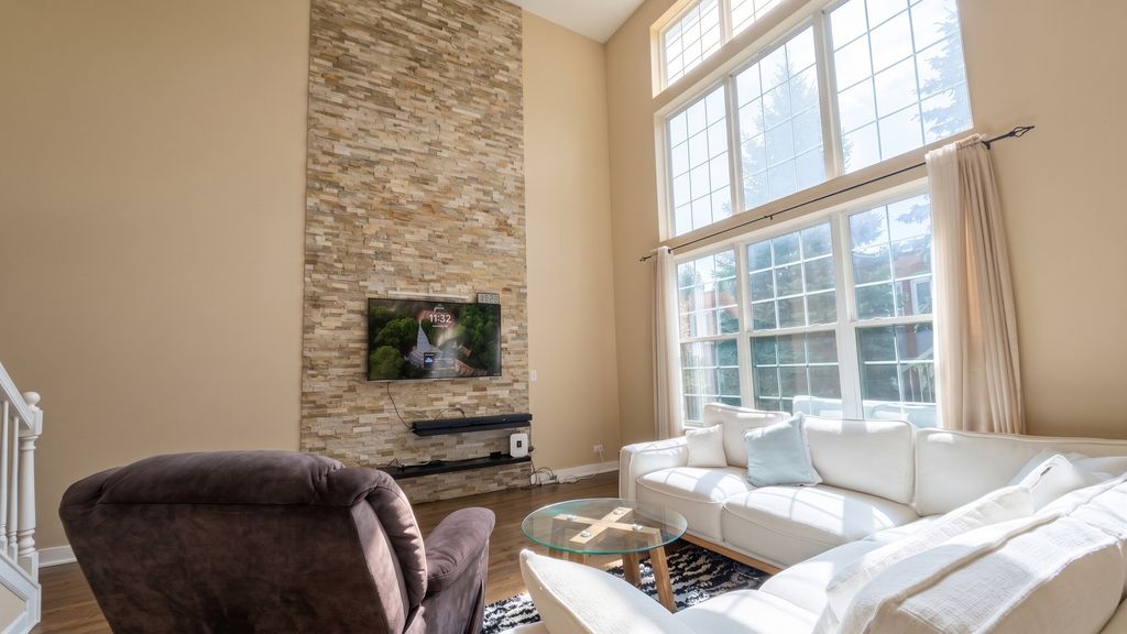 8424 Dawn Lane, Darien, IL 60561 — photo 4